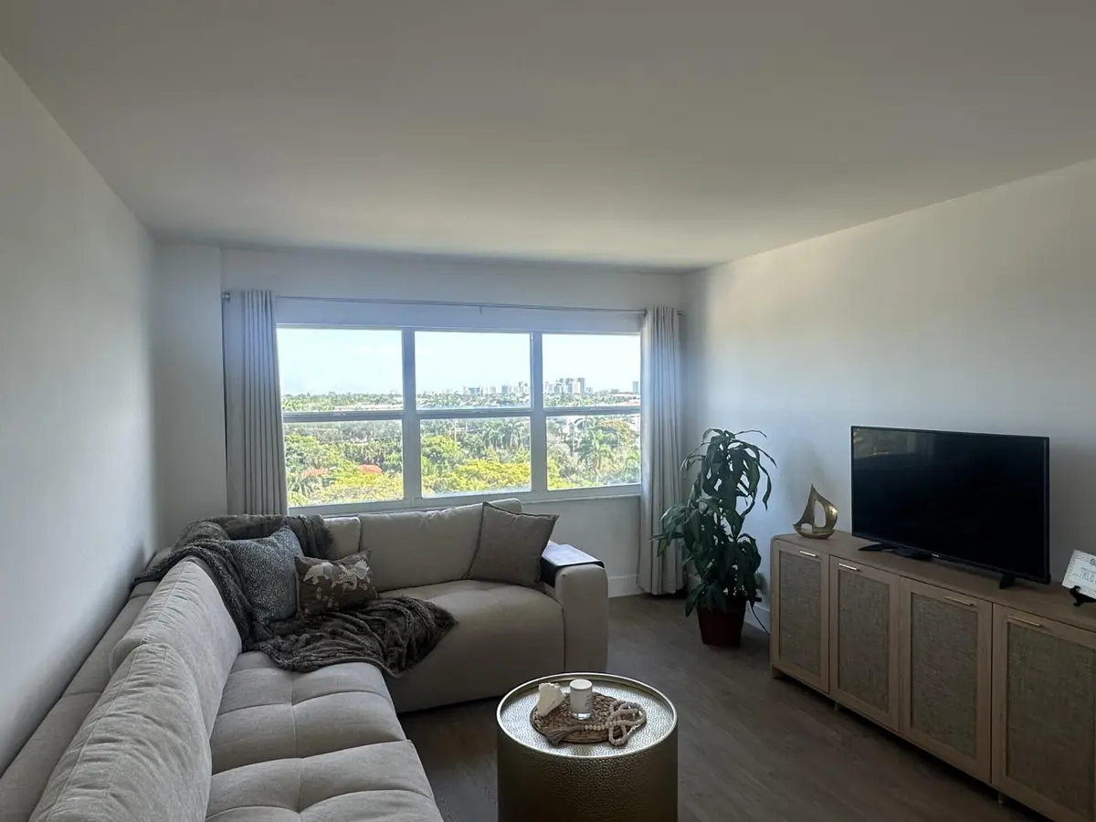 Living Room View at 2555 NE 11th Street 804, Fort Lauderdale