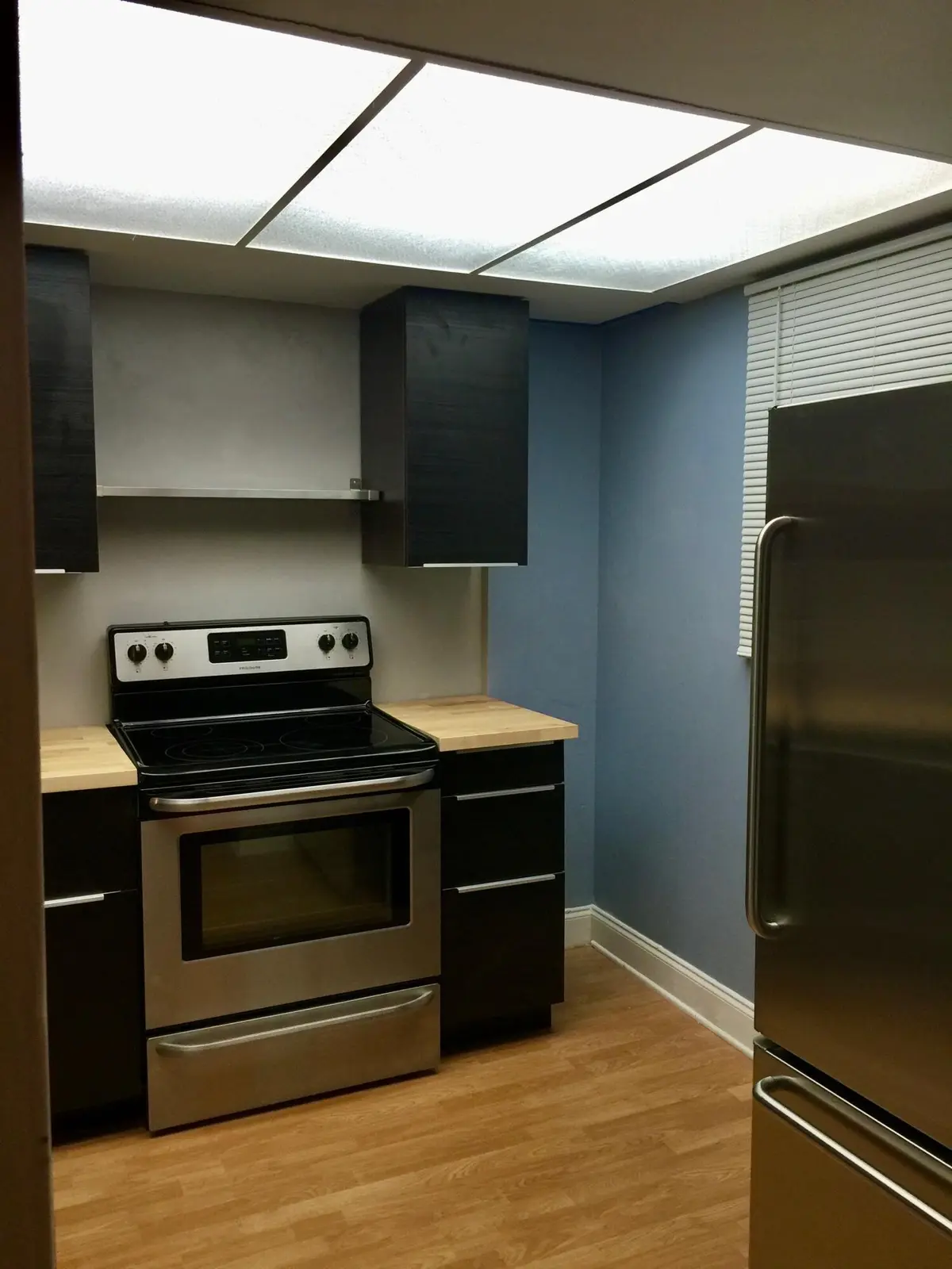 shari2 at 107 ROYAL PARK Drive 2E, Oakland Park