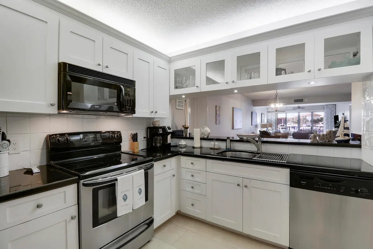 Kitchen 2 at 1601 Marina Isle Way 202, Jupiter