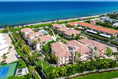 5841 N Ocean Boulevard F2, Ocean Ridge – Condominium for sale