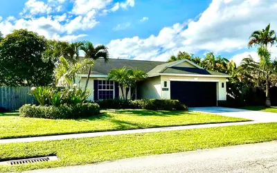 1259 DENLOW Lane, Royal Palm Beach – Single Family Residence for rent