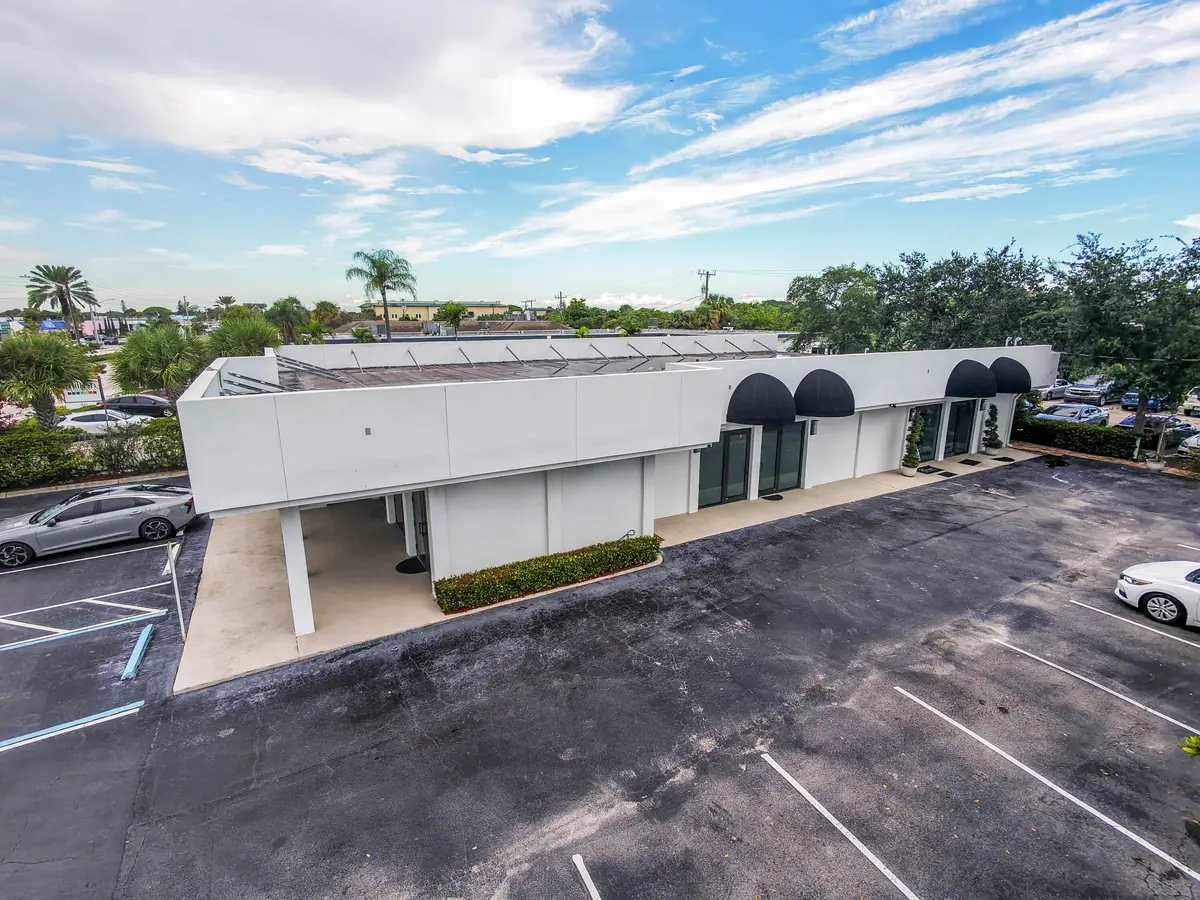 DJI_FLY_421 at 517 Northlake Boulevard 2, North Palm Beach