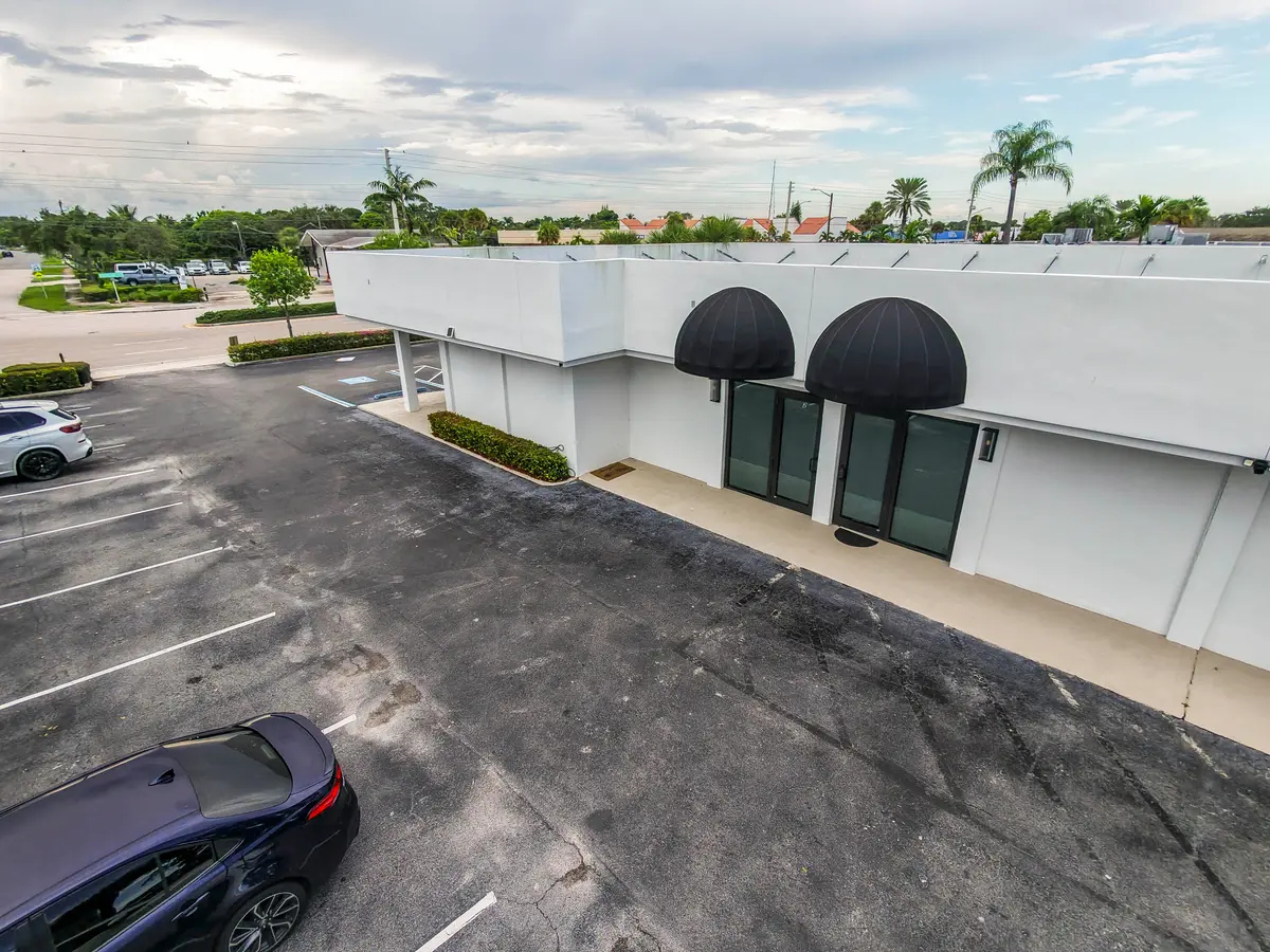 DJI_FLY_423 at 517 Northlake Boulevard 2, North Palm Beach