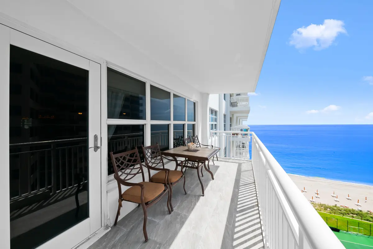 DSC_2911 (1) at 3850 GALT OCEAN Drive 1105, Fort Lauderdale