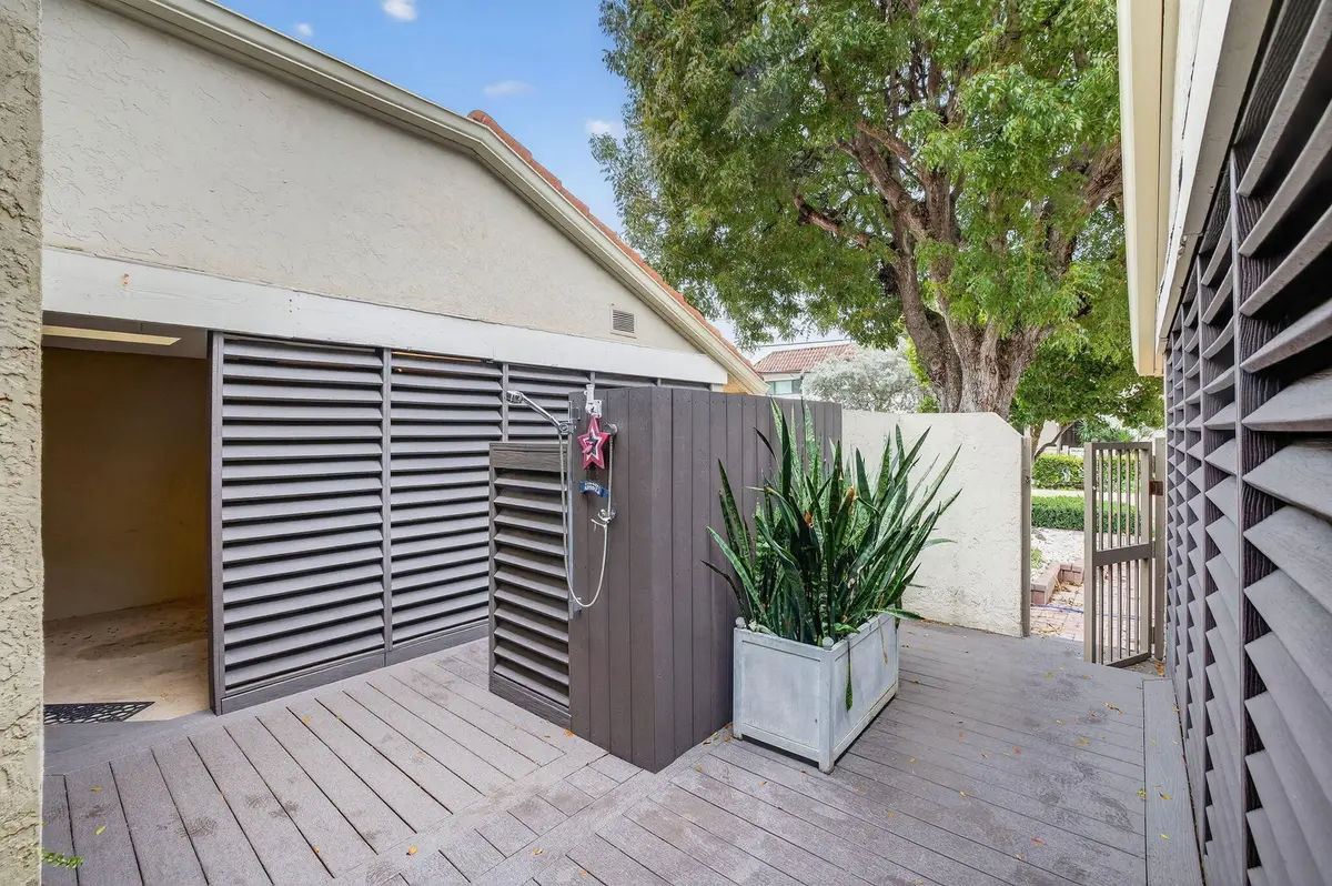 6-web-or-mls-6-web-or-mls-699A7559 at 210 Washingtonia Avenue, Lauderdale-By-The-Sea