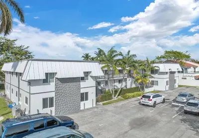 655 JEFFERY Street 10, Boca Raton – Apartment for rent