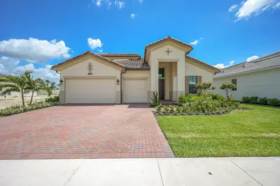 9528 St. Germain Drive, Palm Beach Gardens – Single Family Residence for rent