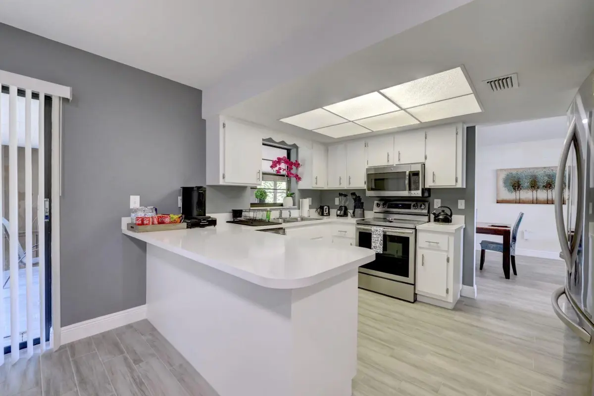 6314600de49584f1e644d15c0e93732d_1427957 at 543 SE GREENWAY Terrace, Port St. Lucie