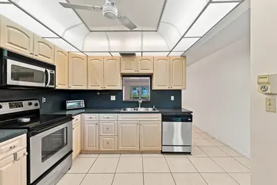 2101 LUCAYA Bend C1, Coconut Creek – Condominium for sale