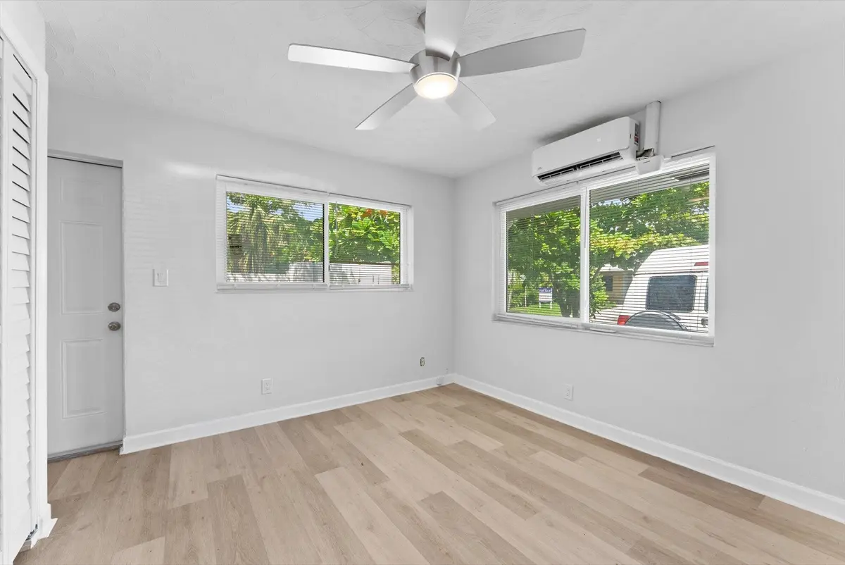 12-12 at 1632 NE 4th Place 1, Fort Lauderdale