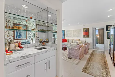 2275 S OCEAN Boulevard 309A, Palm Beach – Condominium for rent