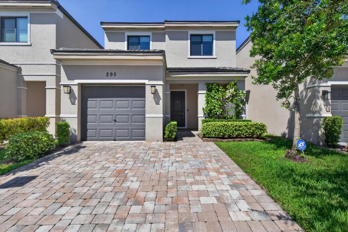 295 front exterior at 295 NW 33RD Lane, Pompano Beach