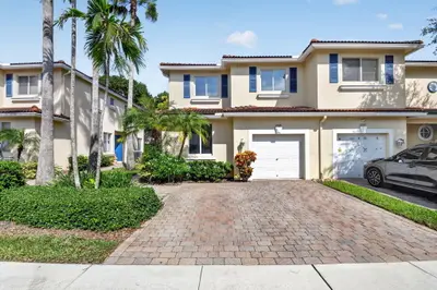 2785 S EVERGREEN Circle, Boynton Beach – Townhouse for sale