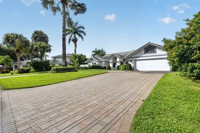 4717 SABAL PALM Drive, Boynton Beach – Single Family Residence for sale