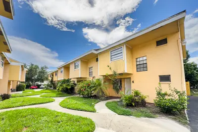 4330 Lilac Street K, Palm Beach Gardens – Townhouse for rent
