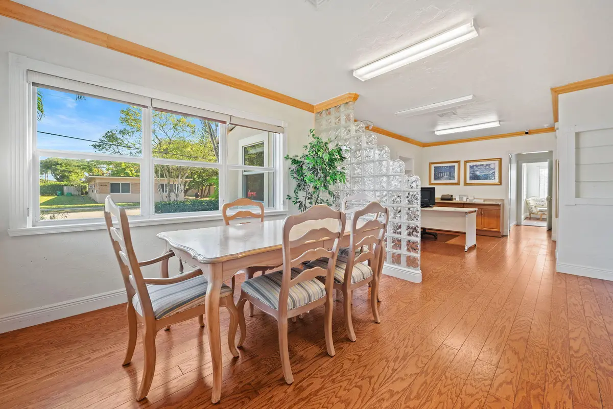 6-web-or-mls-1901-se-4th-ave at 1901 SE 4TH Avenue, Fort Lauderdale