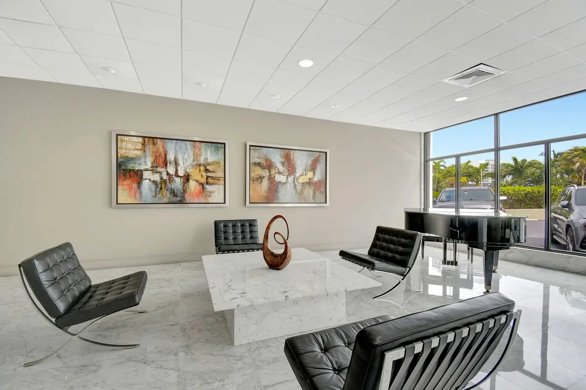 43-web-or-mls-DSC_5238 at 3015 N Ocean Boulevard 17B, Fort Lauderdale