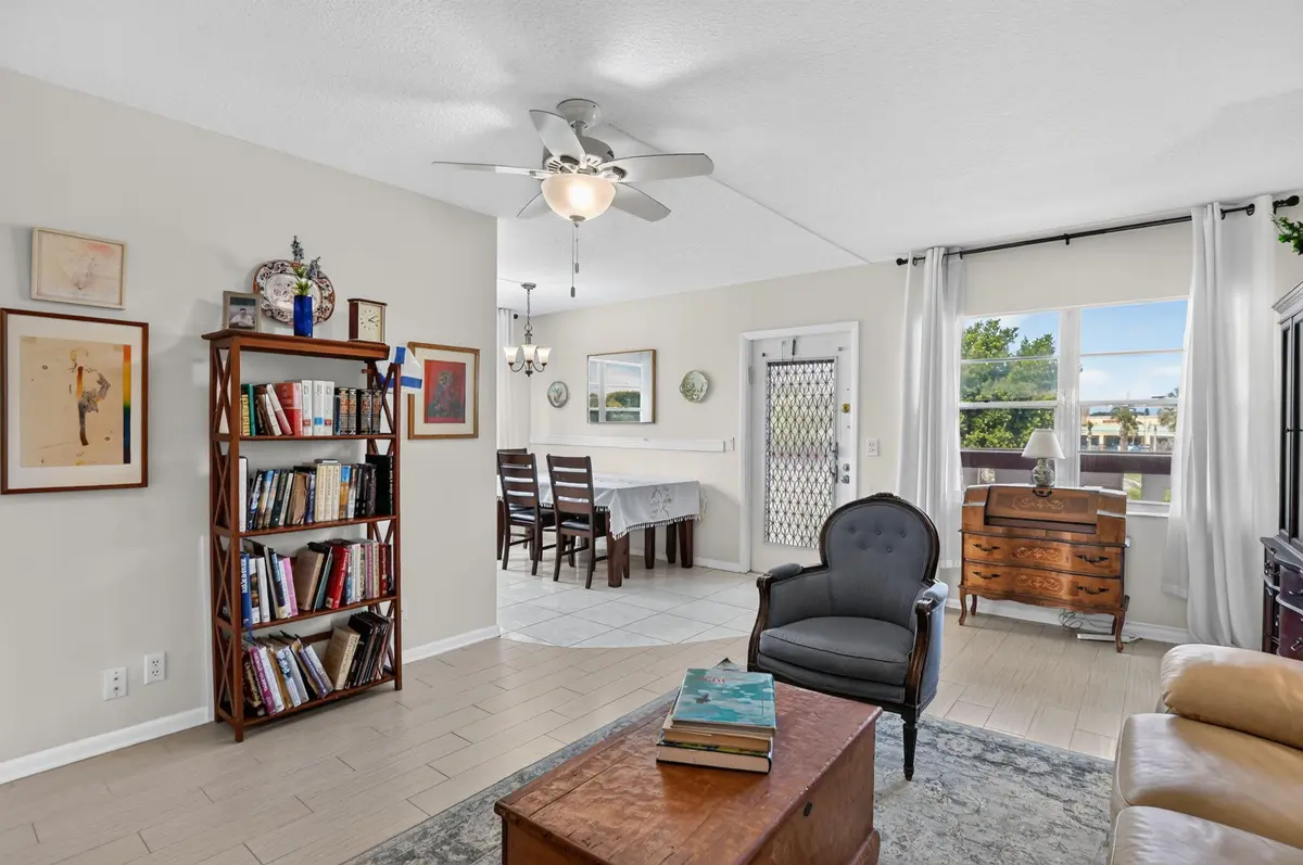 Living/ Dining at 28 Brighton A 28, Boca Raton