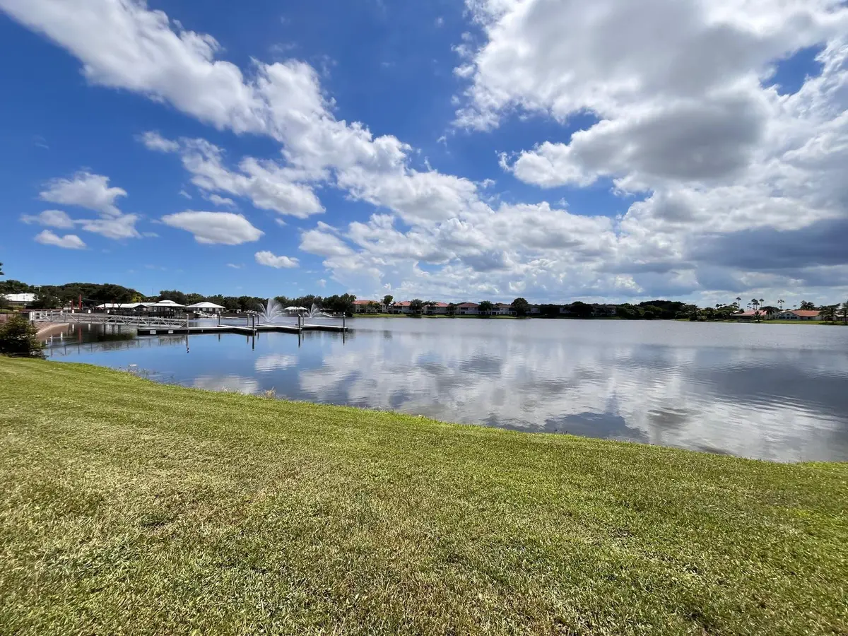 sdaffasfdsafasdasf at 12268 Sag Harbor Court 3, Wellington