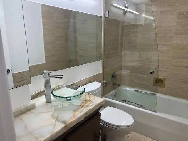 Bath at 3407 S Ocean Boulevard 10D, Highland Beach