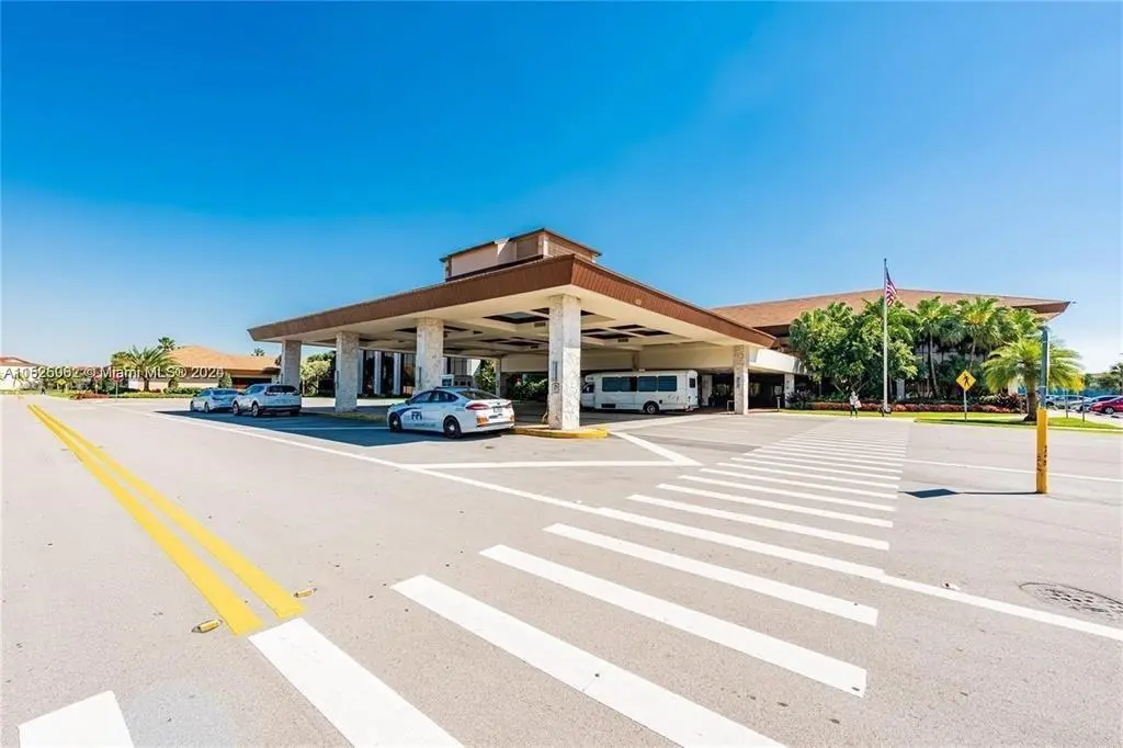 1351 -CENTURY 5 at 1351 SW 125th Avenue 106S, Pembroke Pines