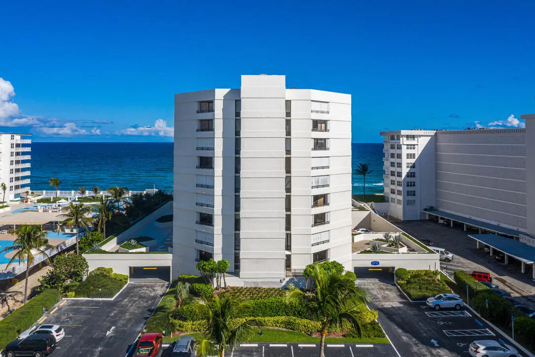 4EA04A87-2032-4F91-85C8-EC4E6D2C45D1_1_1 at 3560 S OCEAN Boulevard 404, South Palm Beach