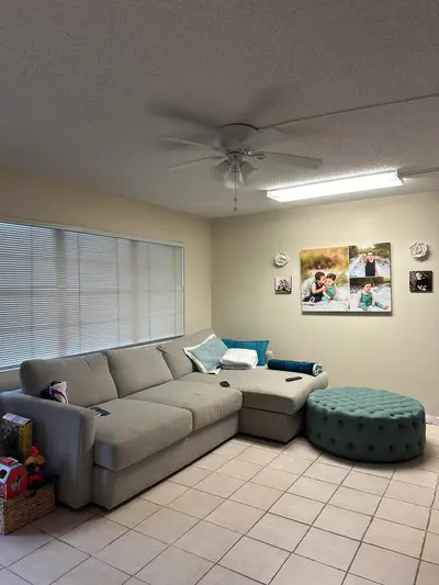 1090 Cornwall E, Boca Raton – Condominium for sale