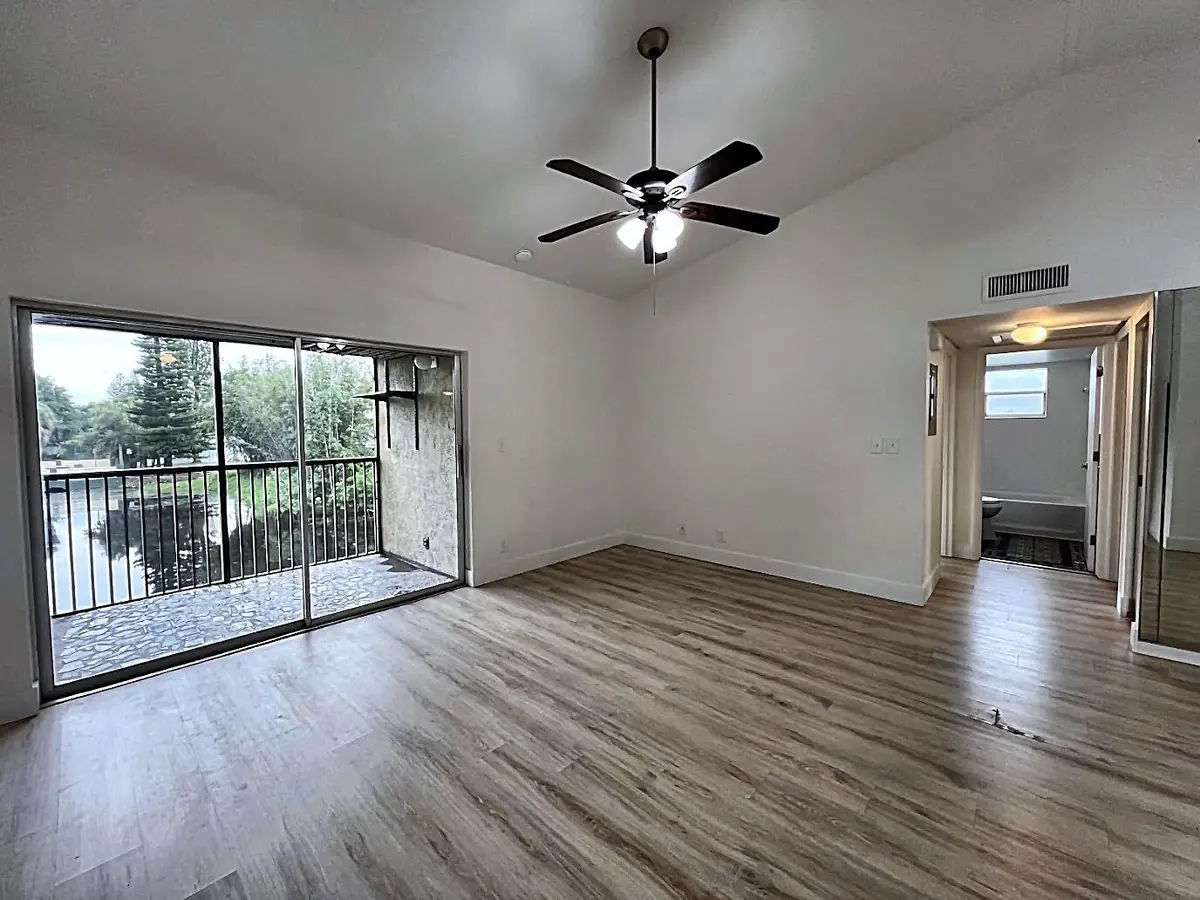 photo_08 at 719 GARDENS Drive 206, Pompano Beach