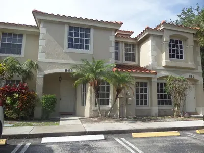 862 SUMMIT LAKE Drive, West Palm Beach – Townhouse for rent