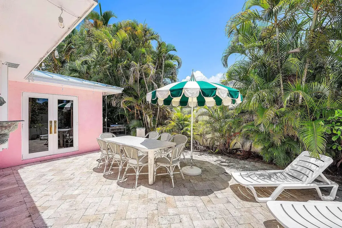 006_Weiss.6 at 247 SE 3RD Avenue, Delray Beach
