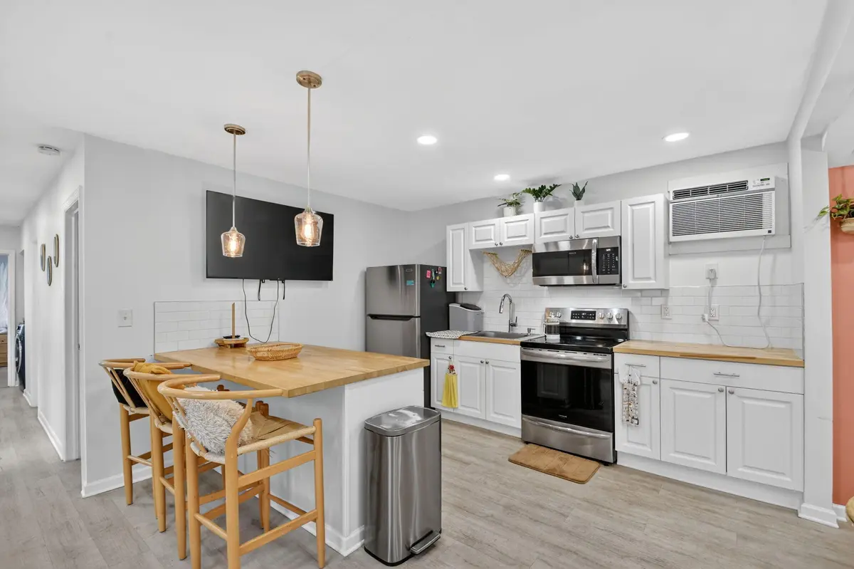 13-web-or-mls-DSC_5133 at 306 N J Street, Lake Worth Beach