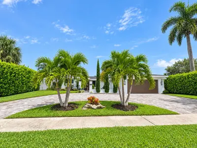 816 SW 2nd Street, Boca Raton – Single Family Residence for sale