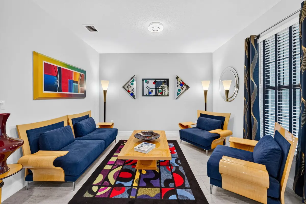 6-web-or-mls-699A5638 at 4529 Pinehurst Trail, Oakland Park