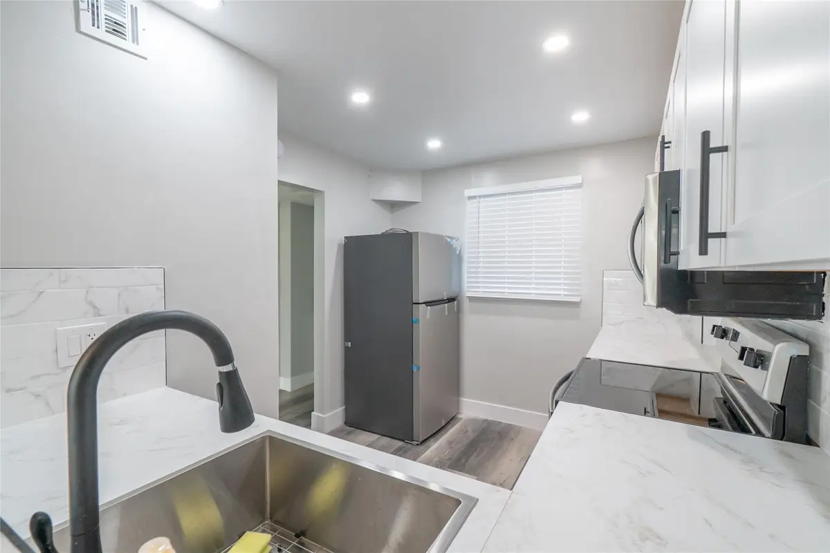 Photo 4 at 119 ROYAL PARK Drive 4H, Oakland Park