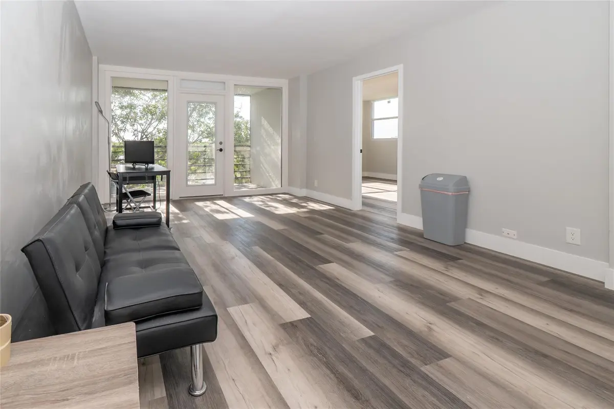 Photo 7 at 119 ROYAL PARK Drive 4H, Oakland Park
