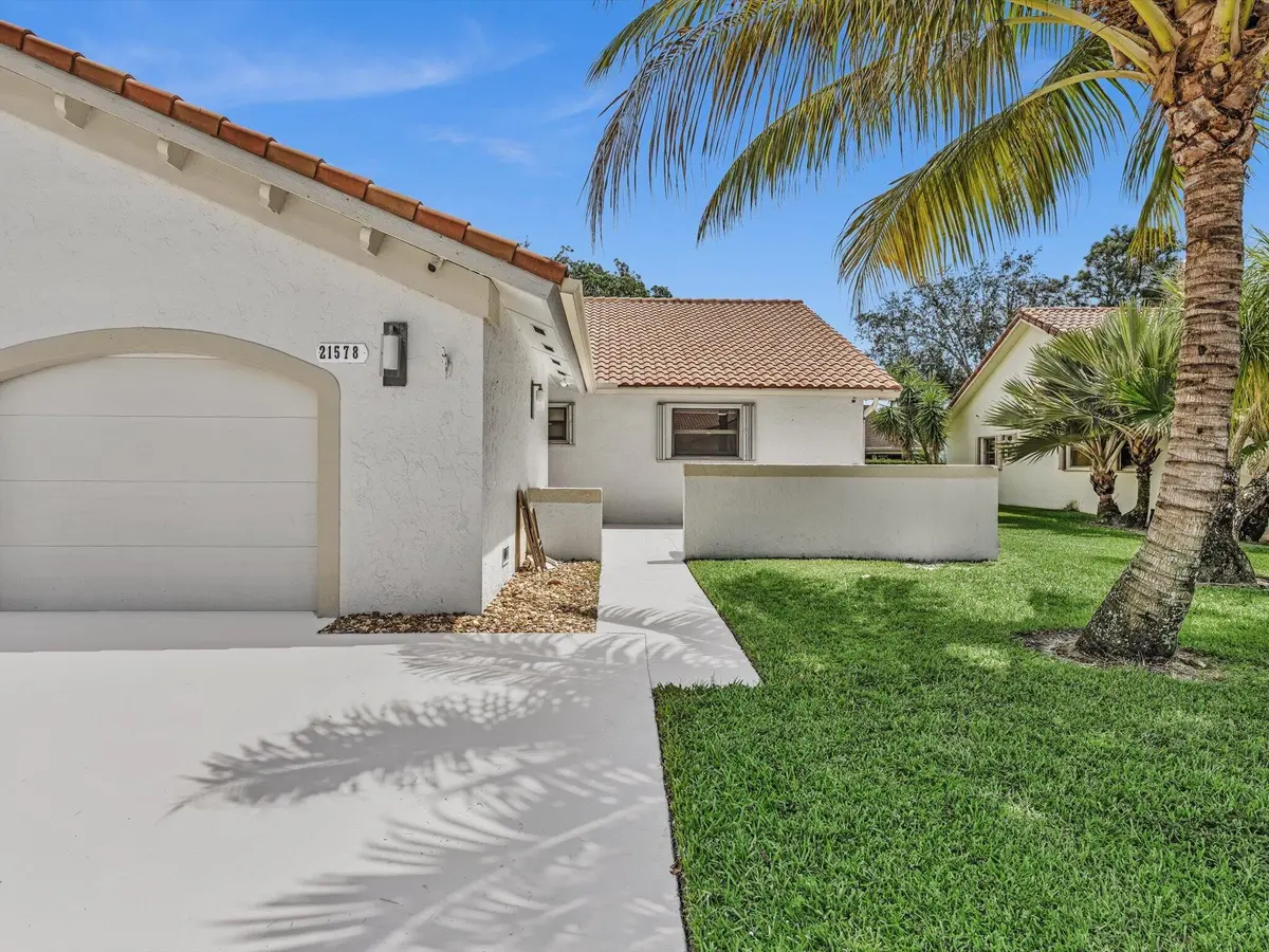 Front of Structure at 21578 Altamira Avenue, Boca Raton