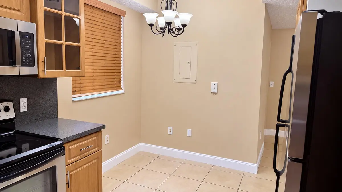 B275E564-7F63-40D2-A20E-AFBA92BDF861 at 6952 SW 39TH Street C106, Davie