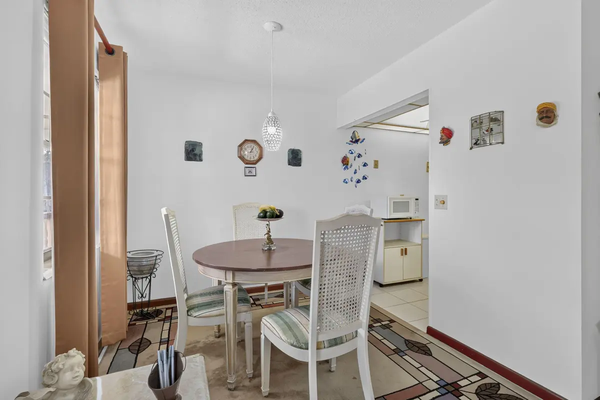 Dining Area at 253 NORTHAMPTON M, West Palm Beach