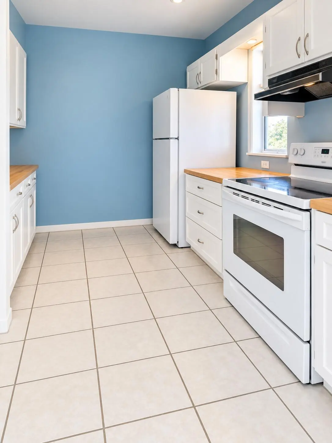 2AD53B62-C296-4230-B8E3-ACFE63B902C5 at 10113 TWIN LAKES Drive 24-E, Coral Springs