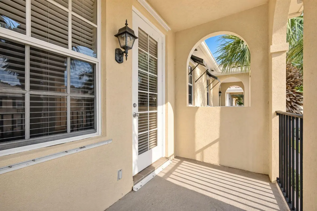 7-web-or-mls-zbI2R at 4506 Illicium Drive, Palm Beach Gardens