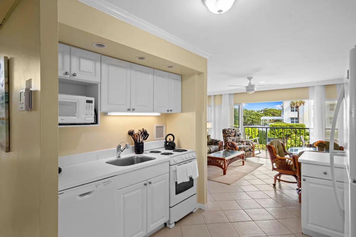 3__dsf3884 copy_1 at 150 N OCEAN Boulevard S-27, Delray Beach