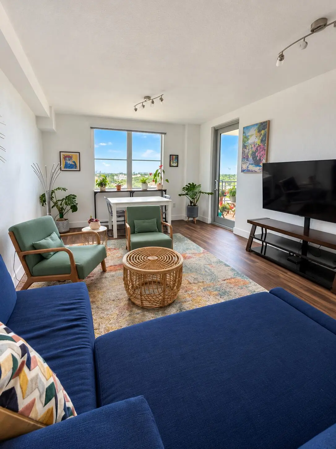 Living/Dining Room at 1830 Radius Drive 708, Hollywood