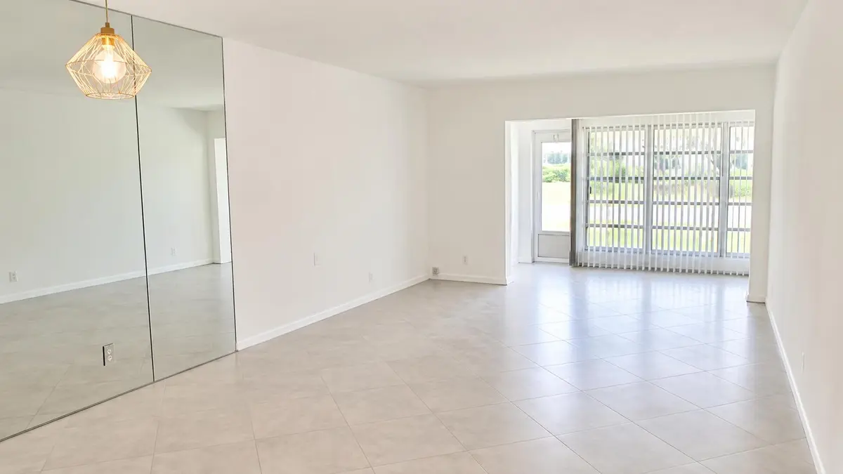 LR/DR at 13638 VIA FLORA D, Delray Beach