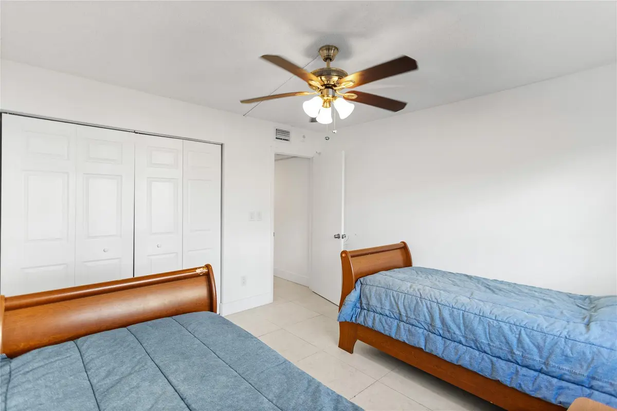 Photo 8 at 16051 Blatt Boulevard 101, Weston