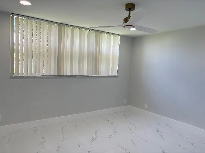 Undetermined at 700 S Hollybrook Drive 207, Pembroke Pines