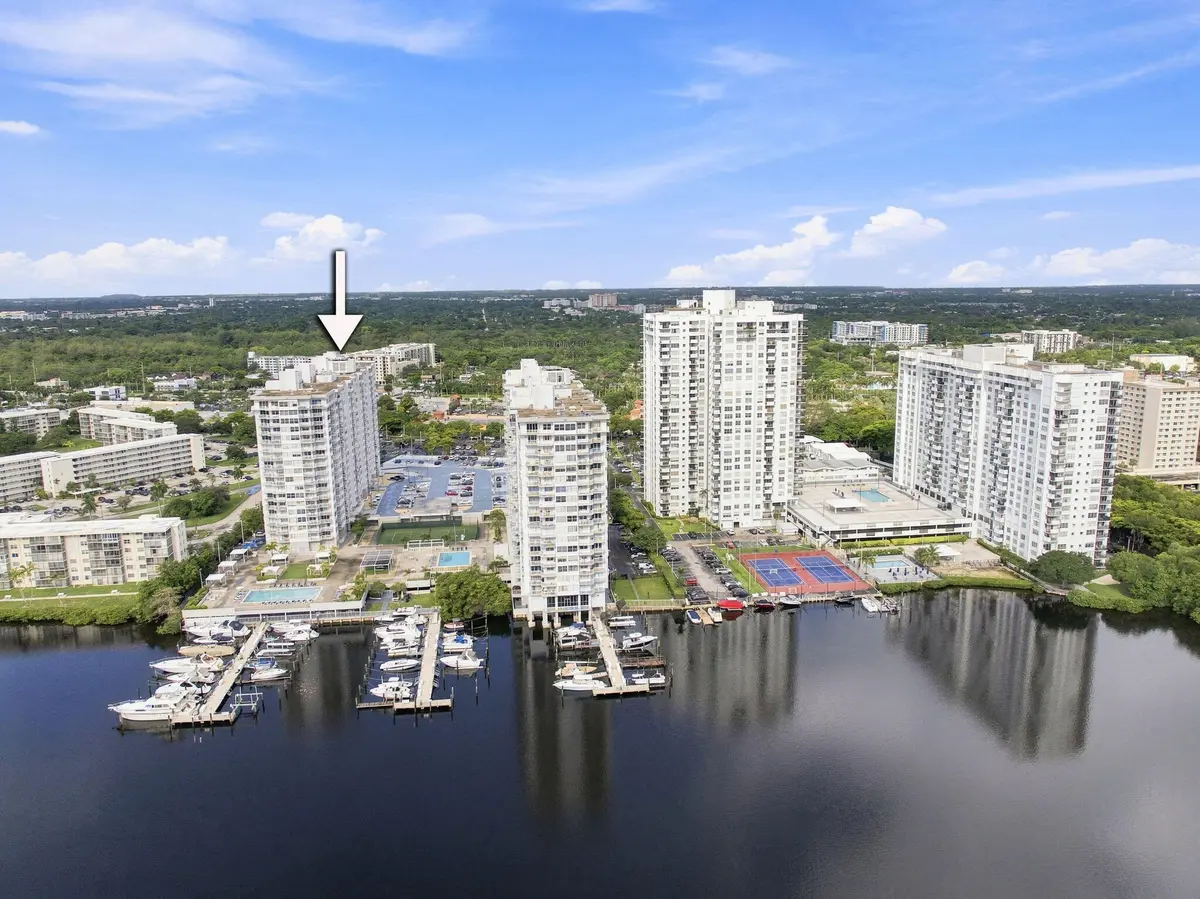 2-web-or-mls-18021-biscayne-blvd-901 at 18021 Biscayne Boulevard 901, Aventura