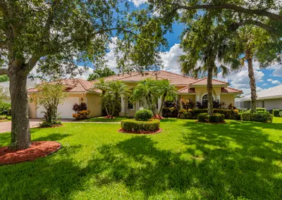 1262 SW Bent Pine Cove, Port St. Lucie – Single Family Residence for sale