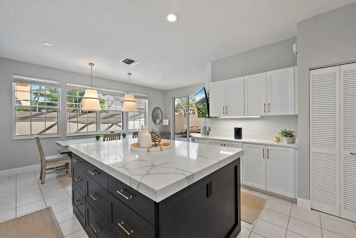 4 Via Angelico-11 at 4 VIA ANGELICO, Palm Beach Gardens