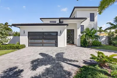 131 Edwards Lane, Palm Beach Shores – Single Family Residence for sale