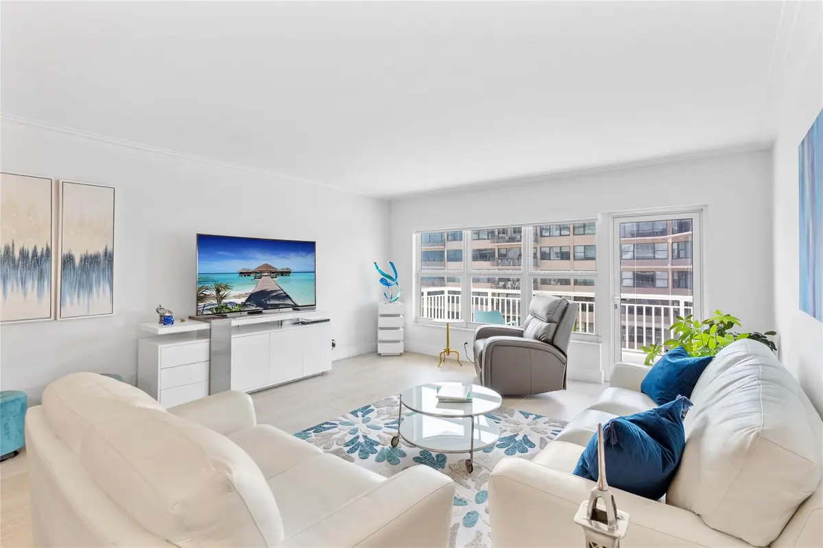 Photo 3 at 3850 GALT OCEAN Drive 1504, Fort Lauderdale